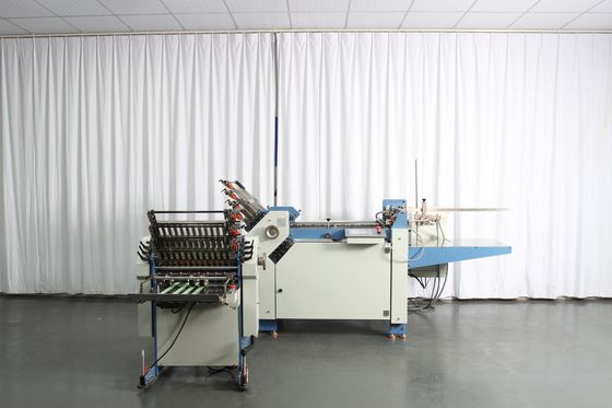 Üç Delikli Emme Tekerleği ile 380 Volt 3.8KW Elektrikli Kağıt Katlama Makinesi