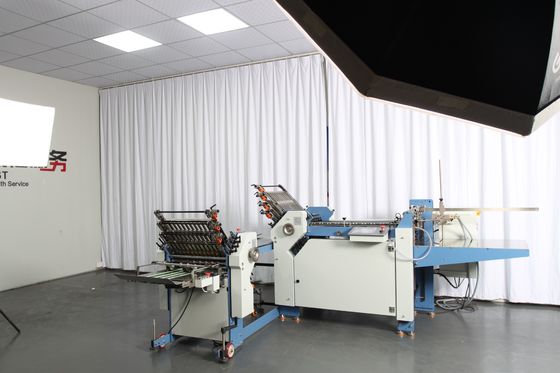 Kitapçık Yapımı İçin Çapraz Katlama Otomatik Kağıt Katlama Makinesi 380V