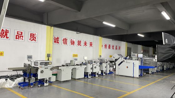 480TS Dış bitirme ekipmanları Farmasötik broşür katlama makinesi